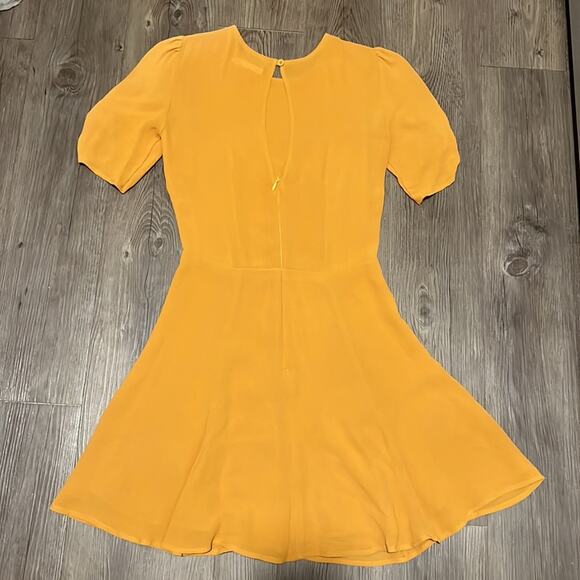 Reformation Gracie Dress in Ochre - Picture 3 of 10